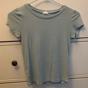 cropped t-shirt
